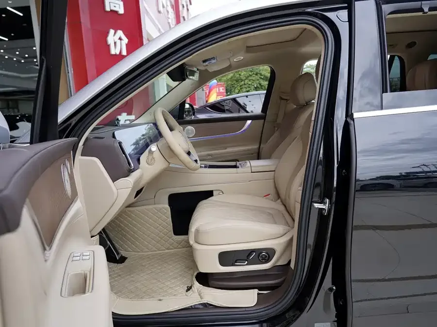 AITO M9 Wenjie M9 2024 Extended Range Max Edition 42kWh 6-seater Edition 2024 — миниатюра 2
