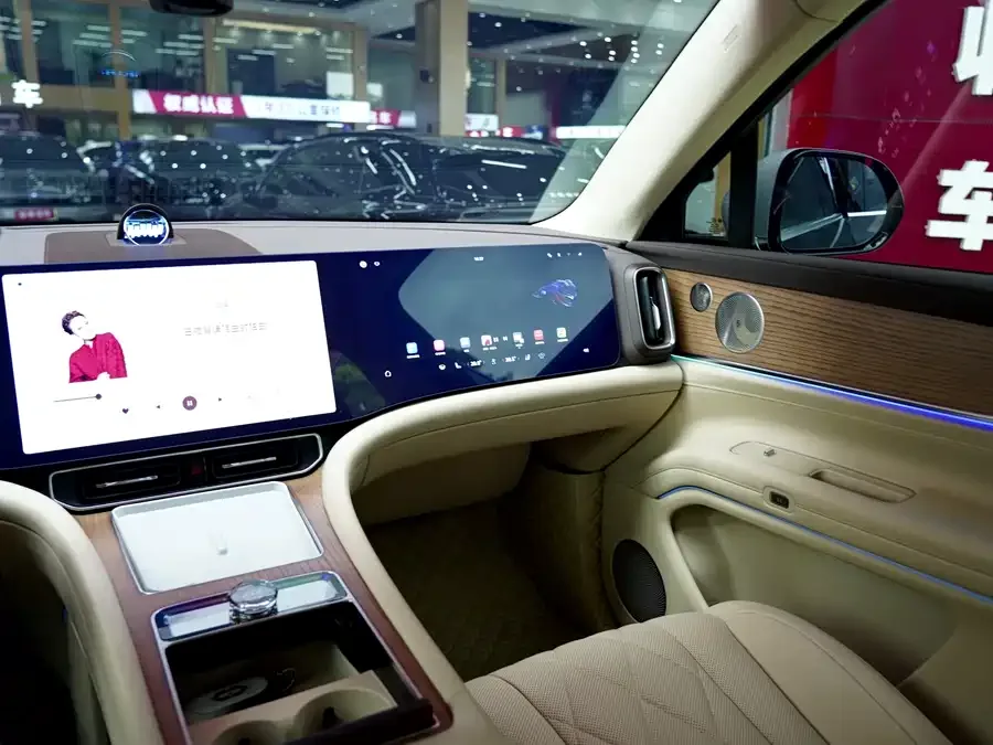 AITO M9 Wenjie M9 2024 Extended Range Max Edition 42kWh 6-seater Edition 2024 — миниатюра 4