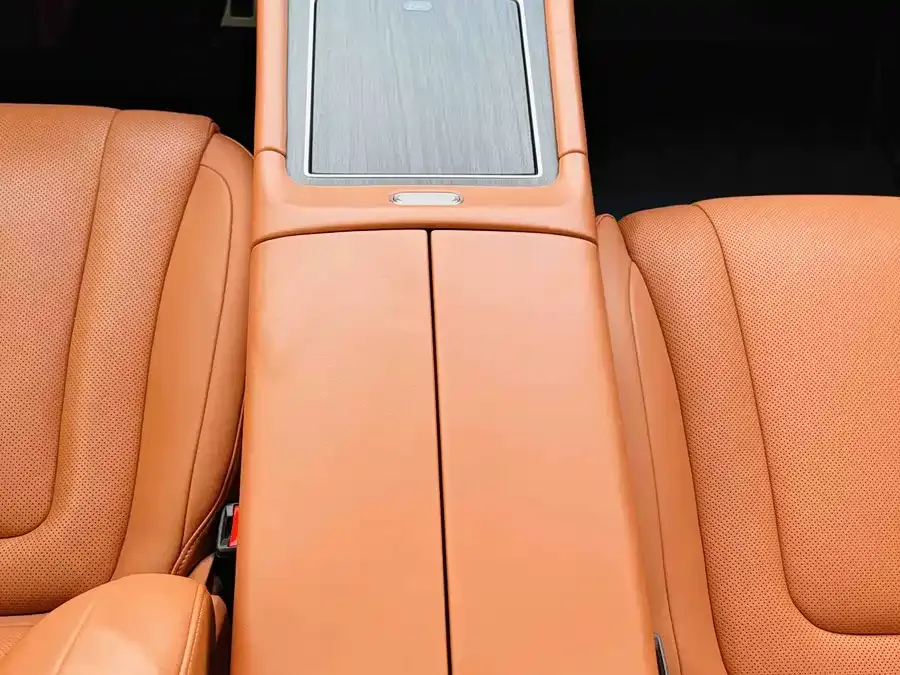 AITO M9 M9 2024 Extended Range Ultra Edition 42kWh 6-seater Edition 2024 — миниатюра 4