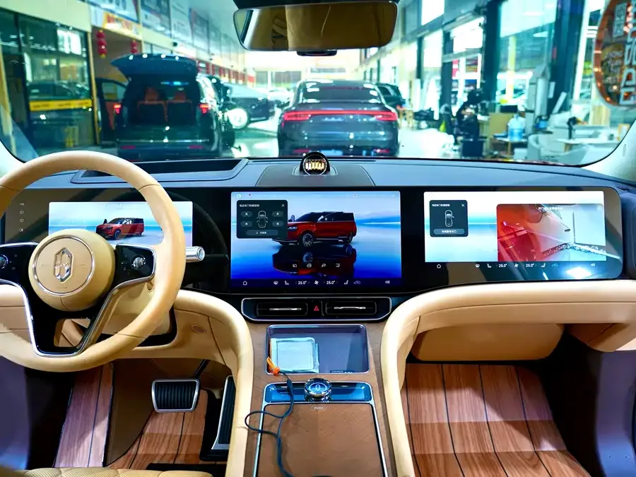 AITO M9 Wenjie M9 2024 Extended Range Ultra Edition 52kWh 5-seater Edition 2025 — миниатюра 2