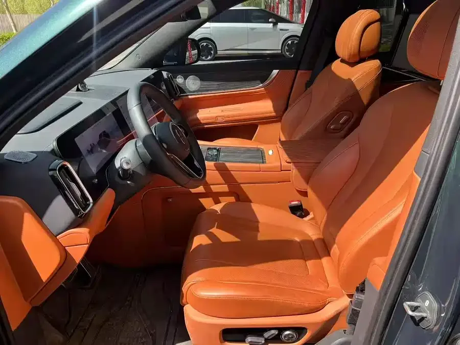 AITO M9 M9 2024 Extended Range Ultra Edition 52kWh 6-seater Edition 2024 — миниатюра 4