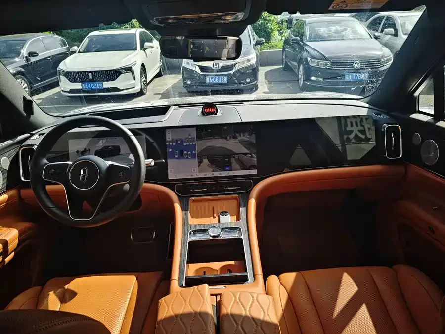 AITO M9 Wenjie M9 2025 Extended Range Ultra Edition 52kWh 6-Seat Version (192-line LiDAR) 2026 — миниатюра 5