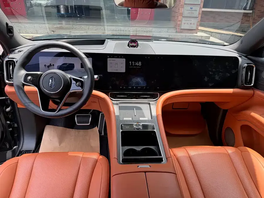AITO M9 M9 2024 Extended Range Ultra Edition 42kWh 6-seater Edition 2024 — миниатюра 5