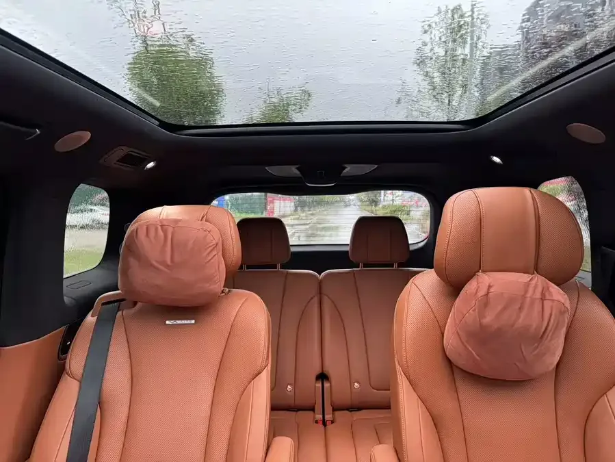 AITO M9 M9 2024 Extended Range Ultra Edition 42kWh 6-seater Edition 2024 — миниатюра 5