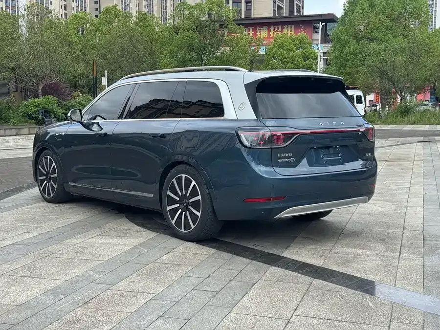 AITO M9 M9 2024 Extended Range Ultra Edition 42kWh 6-seater Edition 2024 — миниатюра 4
