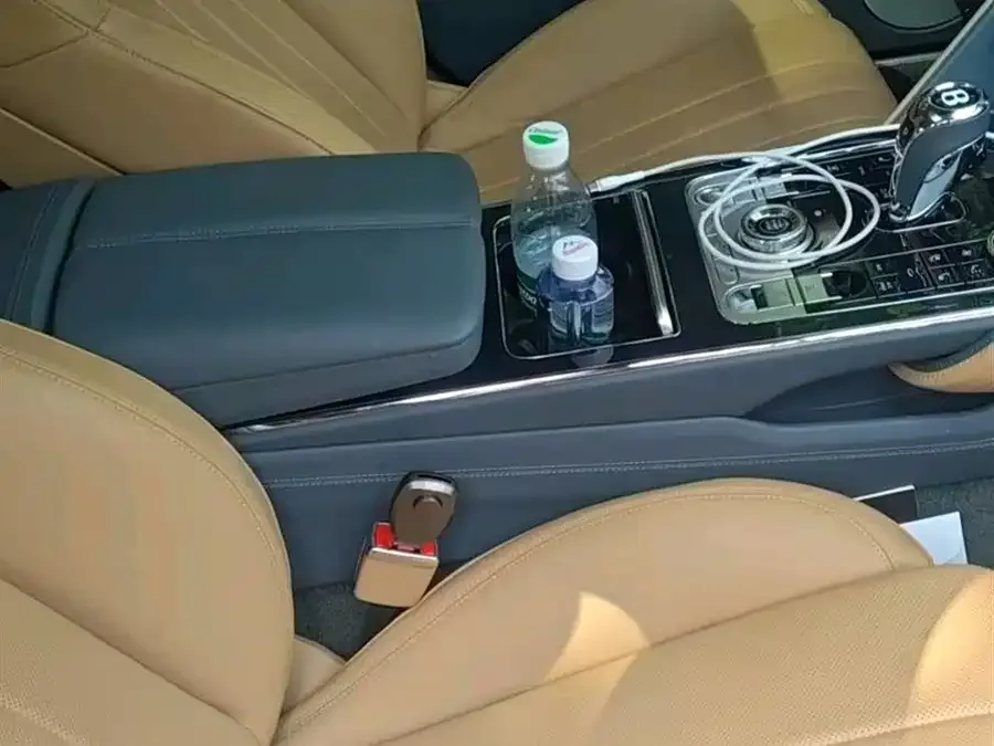 Bentley Flying Spur Mercedes-Benz 2023 4.0T V8 Yadu Edition 2024 — миниатюра 2