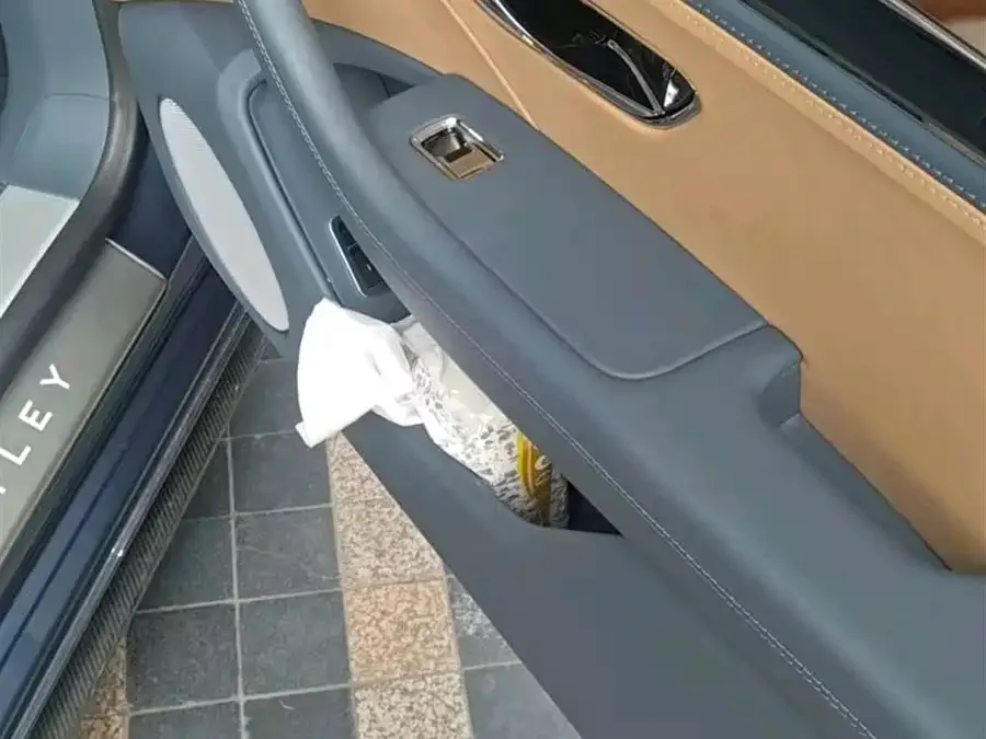 Bentley Flying Spur Mercedes-Benz 2023 4.0T V8 Yadu Edition 2024 — миниатюра 3