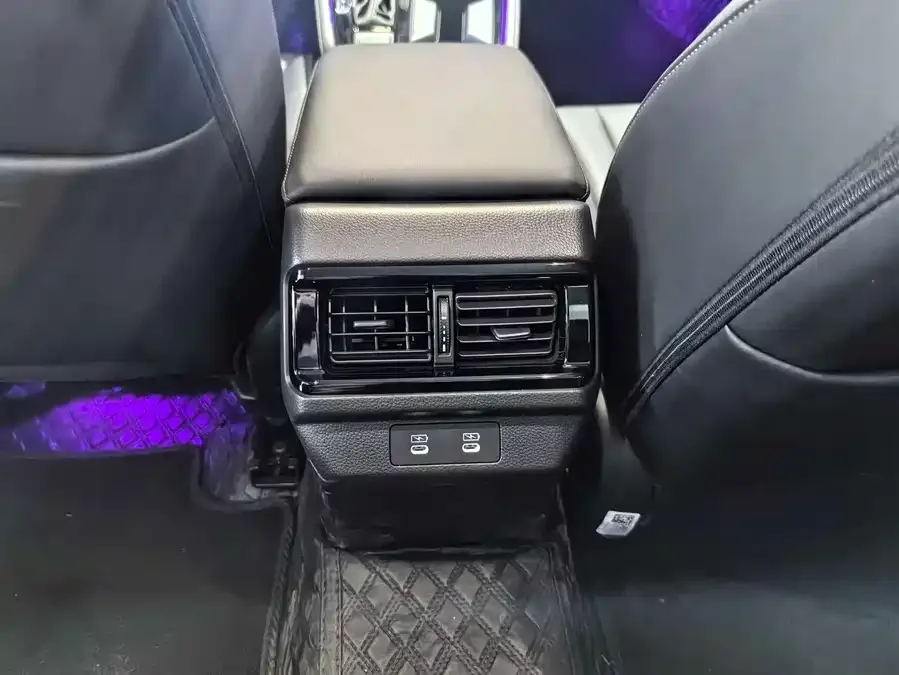 Honda Inspire Insignia 2025 260TURBO Elegant Edition 2026 — миниатюра 3