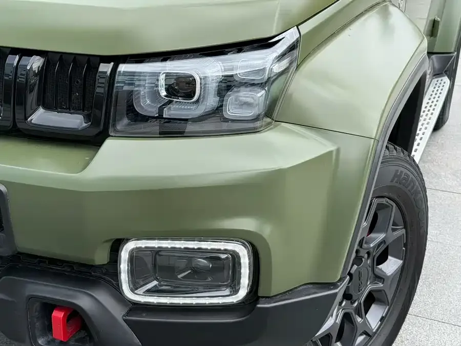 BAIC BJ40 Beijing Off-road BJ40 2021 2.0D Automatic 4WD Blade Hero Edition Knight Edition 2022 — миниатюра 3
