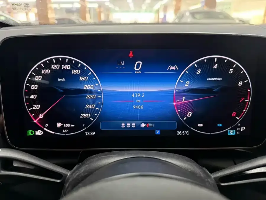 Mercedes-Benz GLC-Class Mercedes-Benz GLC 2025 GLC 300 L 4MATIC Dynamic 5-seater 2025 — миниатюра 3
