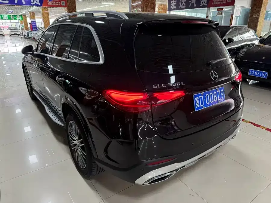 Mercedes-Benz GLC-Class Mercedes-Benz GLC 2025 GLC 300 L 4MATIC Dynamic 5-seater 2025 — миниатюра 4