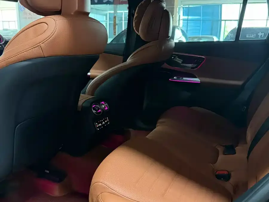 Mercedes-Benz GLC-Class Mercedes-Benz GLC 2025 GLC 300 L 4MATIC Dynamic 5-seater 2025 — миниатюра 5