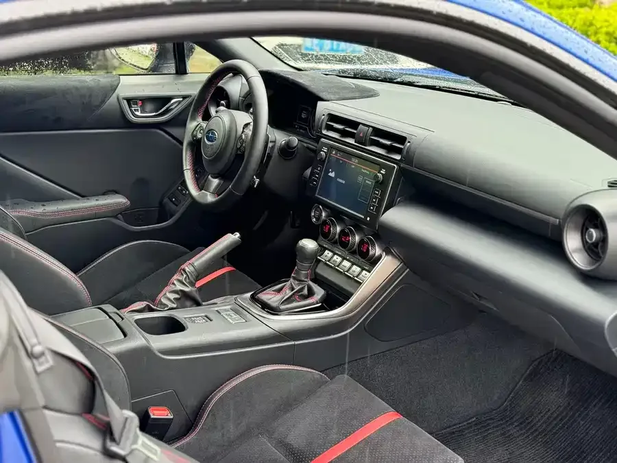 Subaru BRZ 2022 2.4L automatic version EyeSight 2022 — миниатюра 5