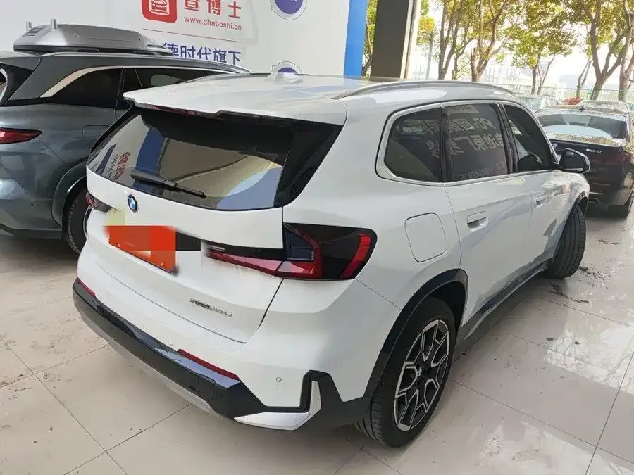 BMW X1 2023 sDrive25Li X Design Package 2024 — миниатюра 3
