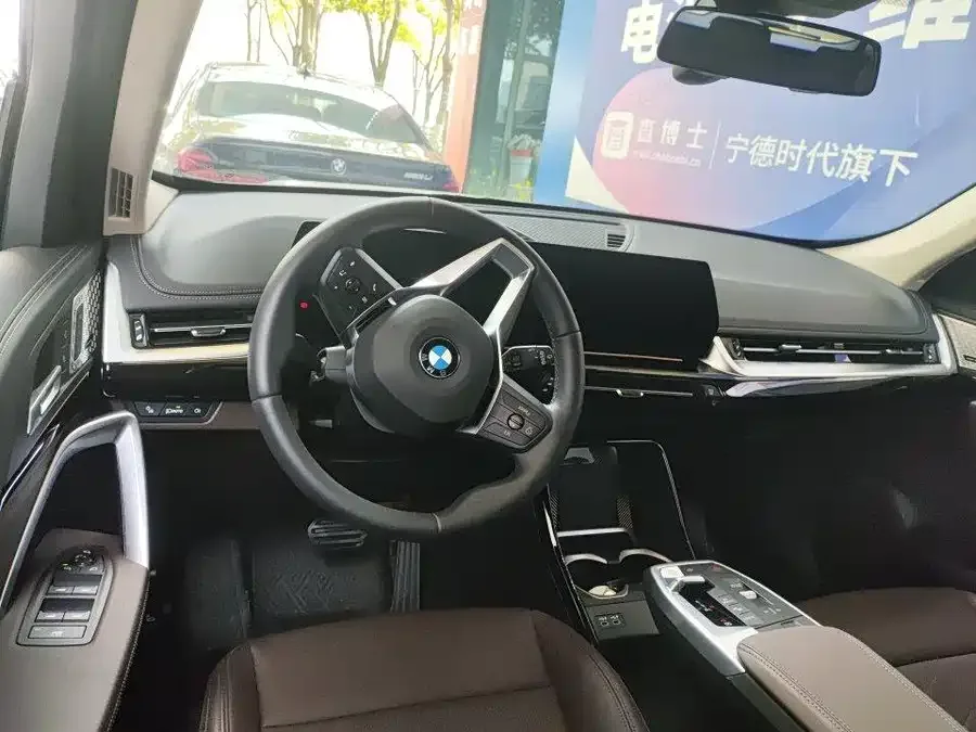 BMW X1 2023 sDrive25Li X Design Package 2024 — миниатюра 4