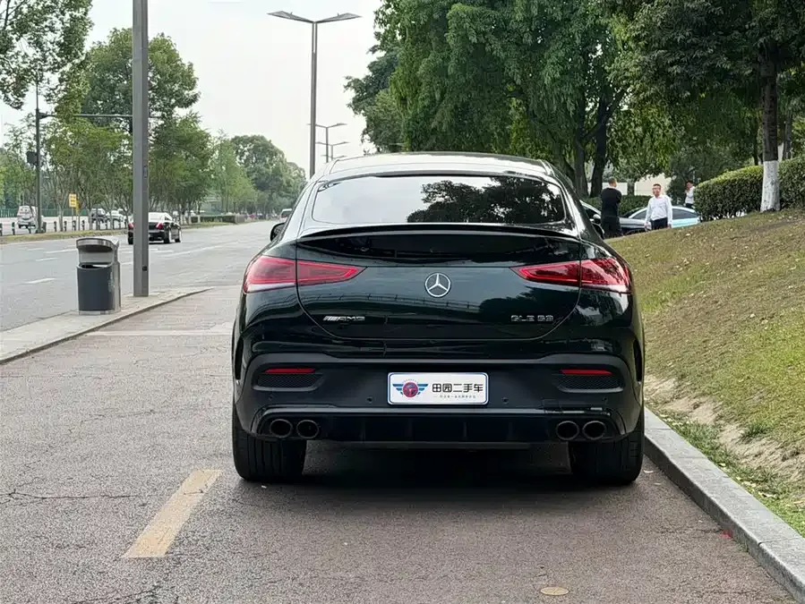 Mercedes-Benz GLE Coupe AMG Mercedes-Benz GLE Coupe AMG 2022 AMG GLE 53 4MATIC+ Coupe SUV 2023 — миниатюра 2