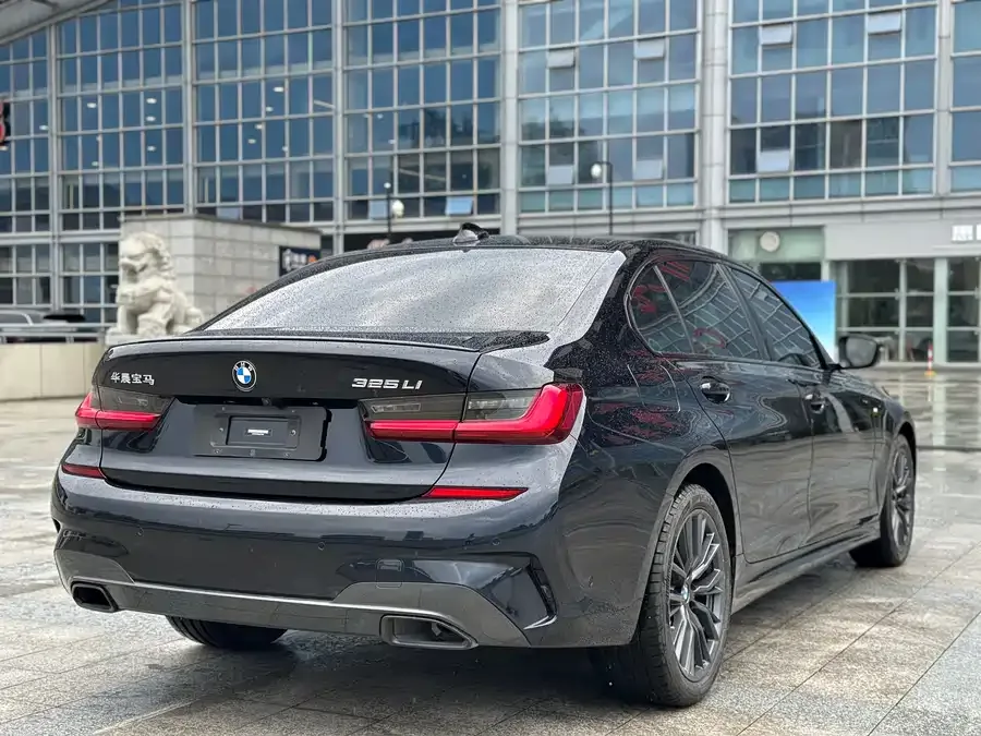 BMW 3 Series BMW 3 Series 2022 325Li M Sport Night Edition 2022 — миниатюра 2