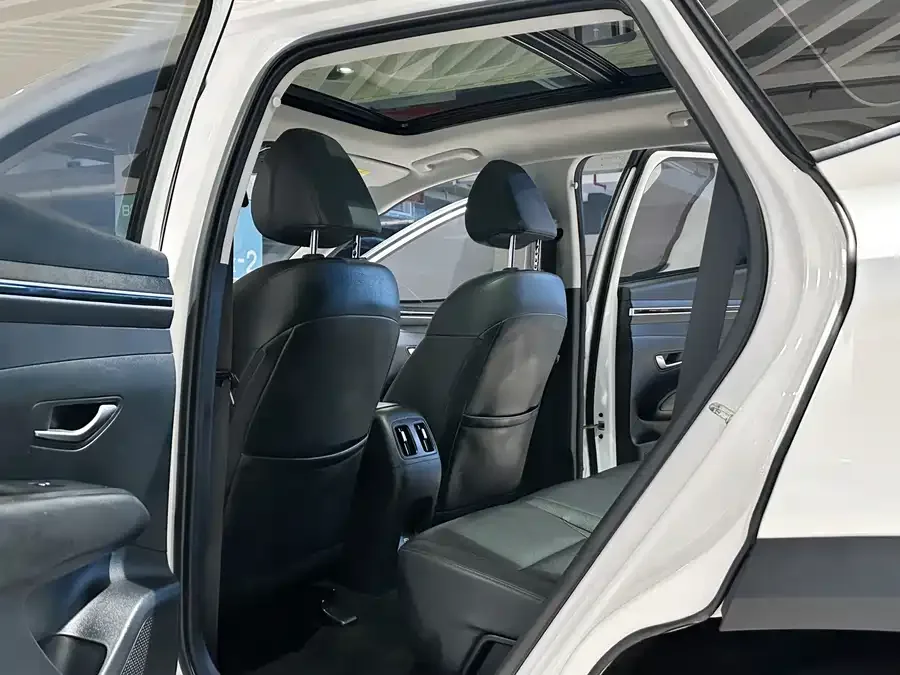 Hyundai tucson l Tucson 2023 Tucson L 1.5T Automatic 2WD GLX Elite Edition 2022 — миниатюра 4