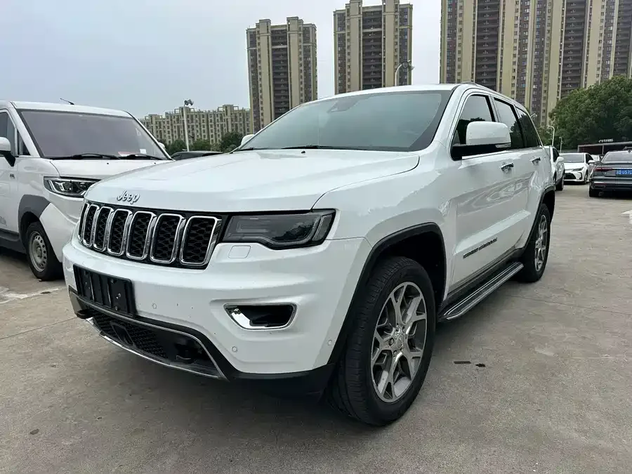 Jeep Grand Cherokee 2022