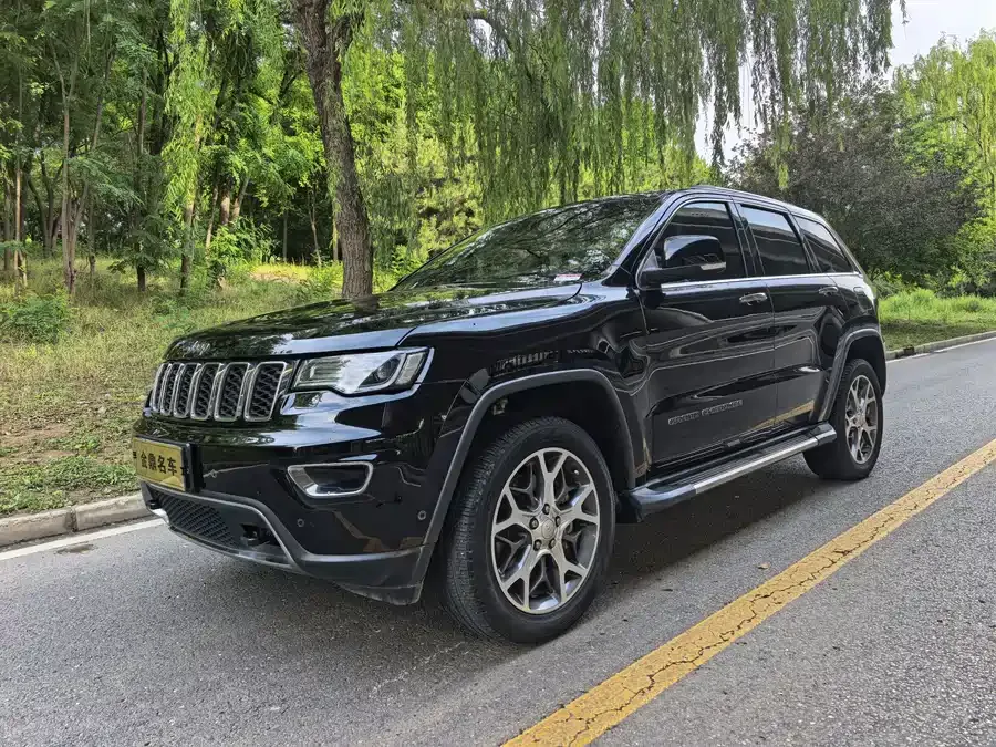 Jeep Grand Cherokee 2022