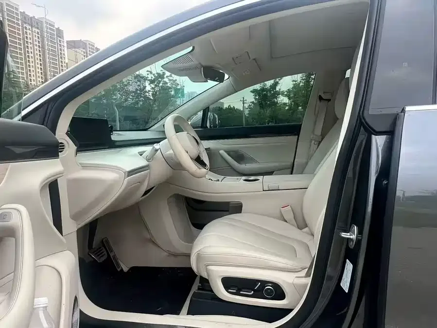 Smart world R7 Zhijie R7 2024 pure electric 667km Max 2025 — миниатюра 3