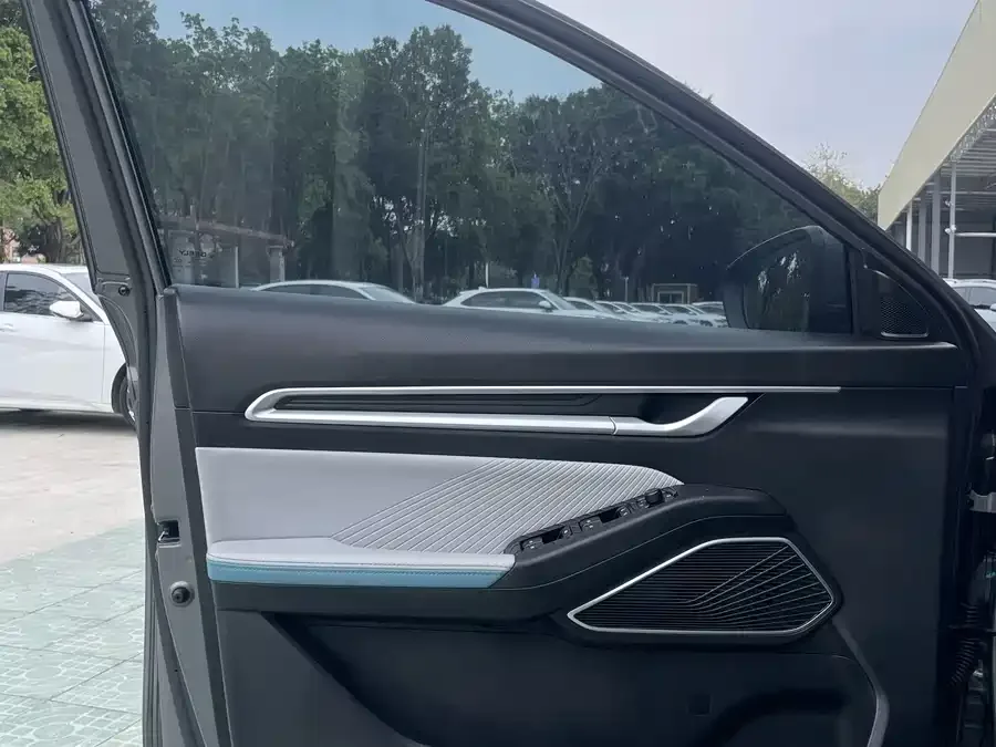 Geely Emgrand Emgrand 2023 4th Generation Champion Edition 1.5L CVT Flagship Model 2023 — миниатюра 3
