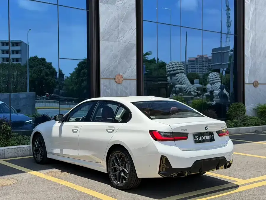 BMW 3 Series BMW 3 Series 2025 330Li M Sport Night Edition 2025 — миниатюра 3