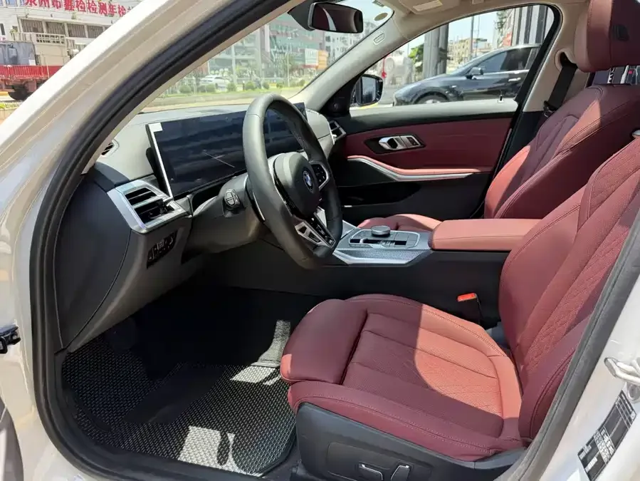 BMW 3 Series BMW 3 Series 2025 330Li M Sport Night Edition 2025 — миниатюра 4