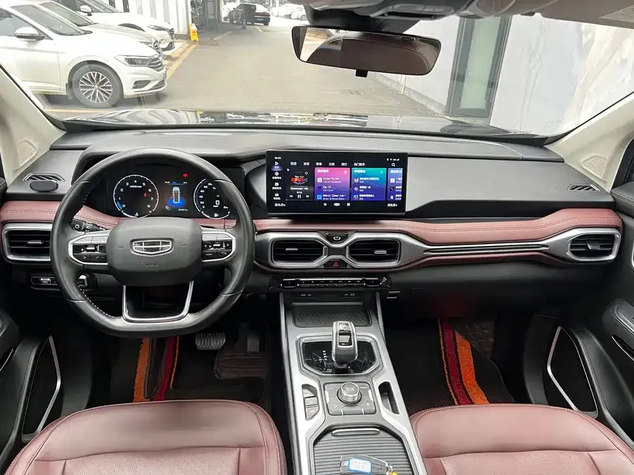 Geely Okavango Haoyue 2022 1.8TD Automatic Premium 7 Seaters 2022 — миниатюра 5