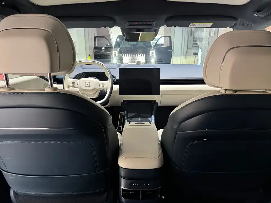 Zeekr 007 Zeekr 007 2024 4WD Smart Driving Edition 100kWh 2024 — миниатюра 5