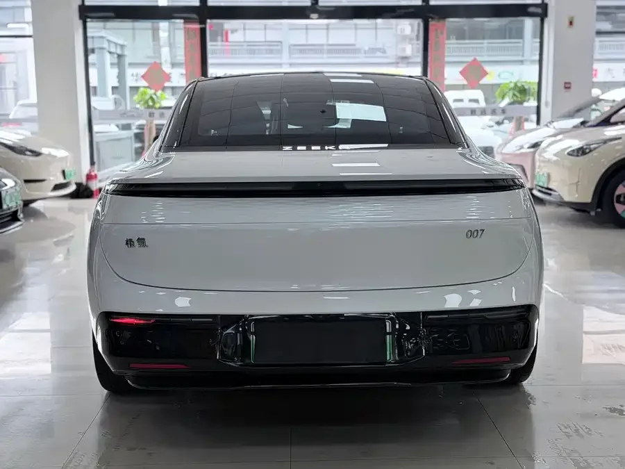 Zeekr 007 Zeekr 007 2024 rear-wheel drive version 100kWh 2024 — миниатюра 2