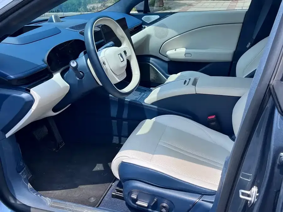 Zeekr 007 Zeekr 007 2025 rear-wheel drive smart driving version 75kWh 2025 — миниатюра 4