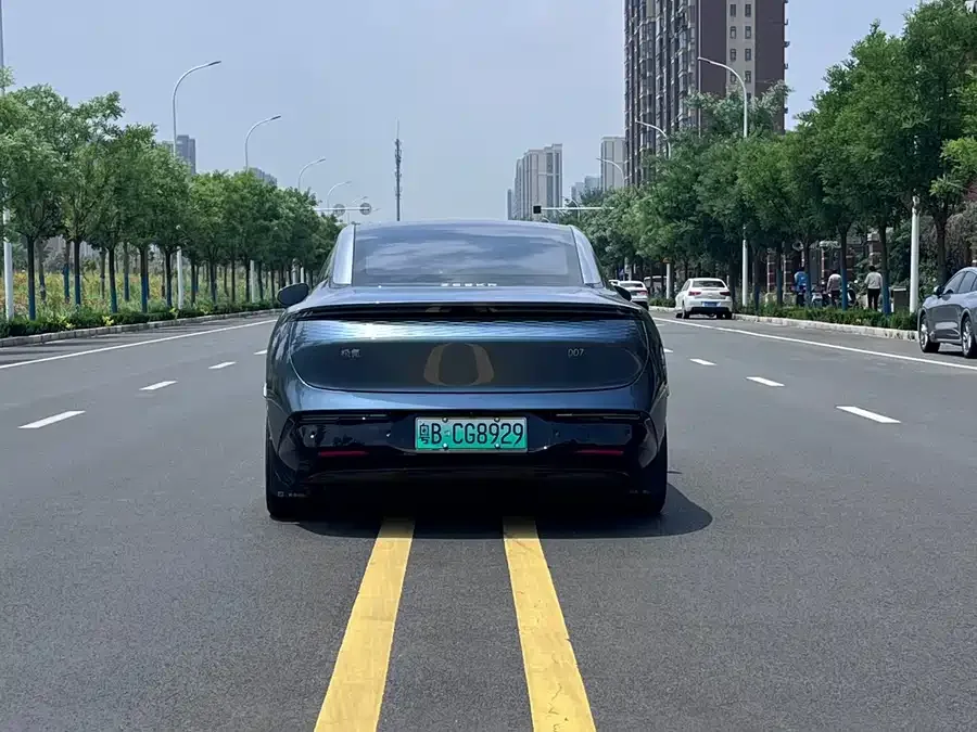 Zeekr 007 Zeekr 007 2025 rear-wheel drive smart driving version 75kWh 2025 — миниатюра 5