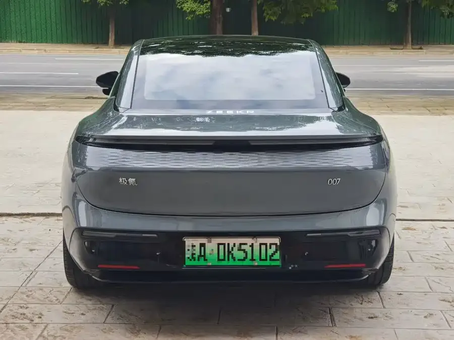 Zeekr 007 Zeekr 007 2024 rear-wheel drive smart driving version 75kWh 2024 — миниатюра 5