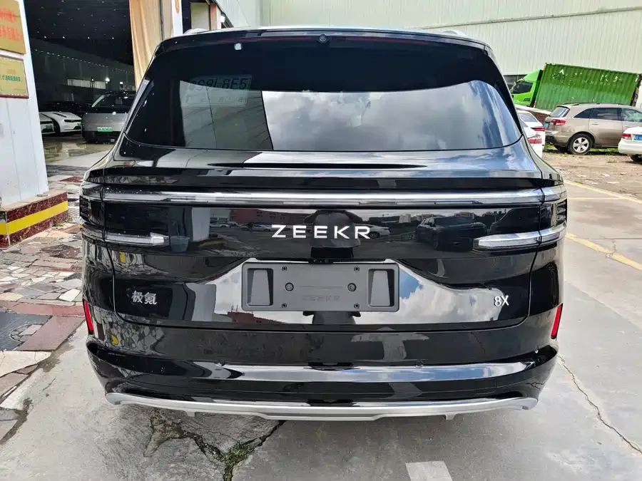 Zeekr 8X Extreme Krypton 8X 2026 Ultra Edition 70kWh 2026 — миниатюра 2