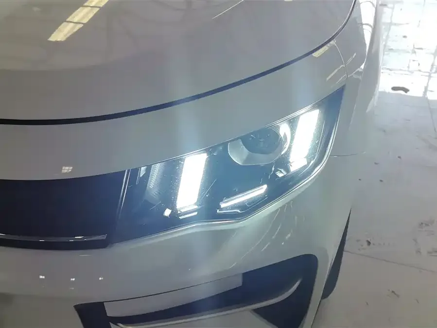 Geely King Kong Geely Radar King Kong 2025 PHEV 4WD Standard Box King Kong 2025 — миниатюра 2