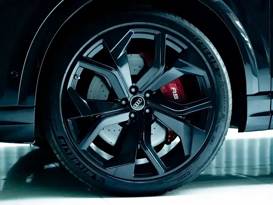 Audi RS Q8 2022 RS Q8 4.0T 2022 — миниатюра 3