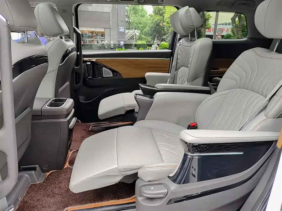 GAC Trumpchi M8 Trumpchi M8 2024 Master Series 400T Supreme Edition 2024 — миниатюра 5