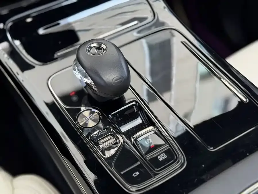 GAC Trumpchi M8 Trumpchi M8 2023 Grandmaster Series 400T Flagship Edition 2023 — миниатюра 4
