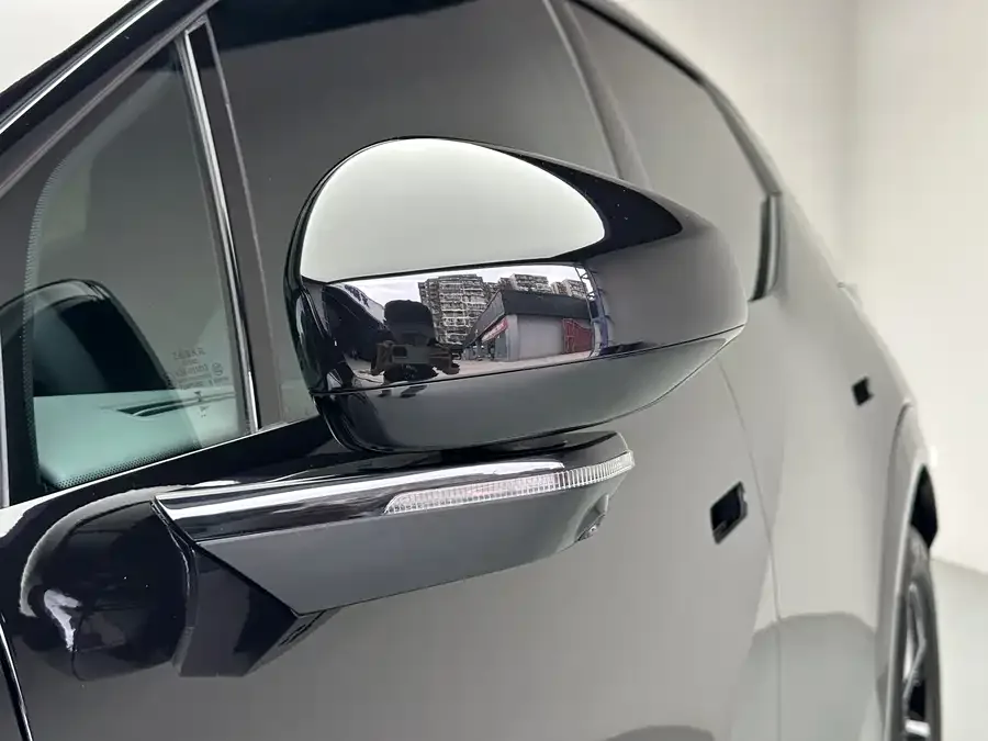 Zeekr X Zeekr X 2025 five-seat rear-wheel drive version 2024 — миниатюра 3