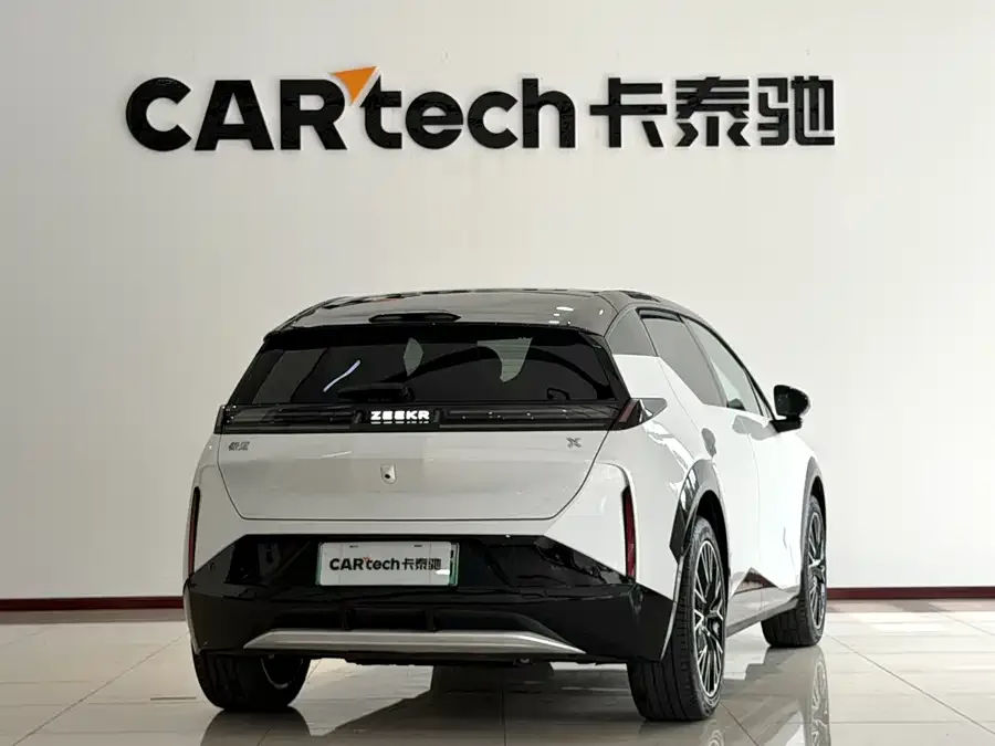 Zeekr X Zeekr X 2025 four-seat rear-wheel drive cube version 2024 — миниатюра 5