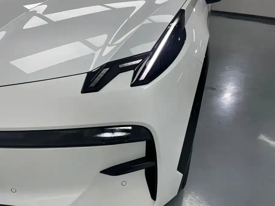 Zeekr X Zeekr X 2025 four-seat rear-wheel drive cube version 2024 — миниатюра 5