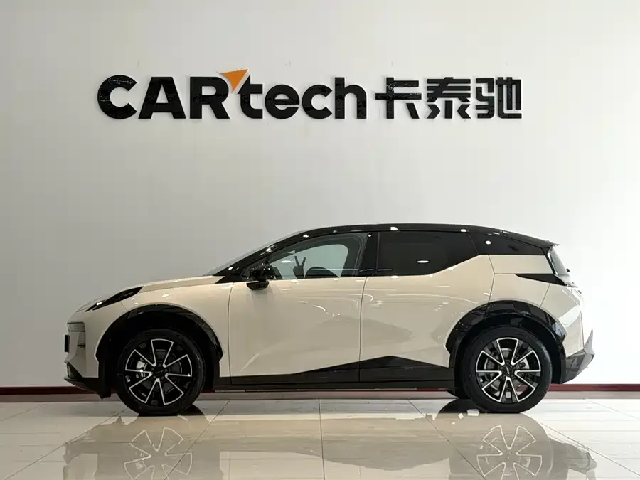 Zeekr X Zeekr X 2025 four-seat rear-wheel drive cube version 2025 — миниатюра 2