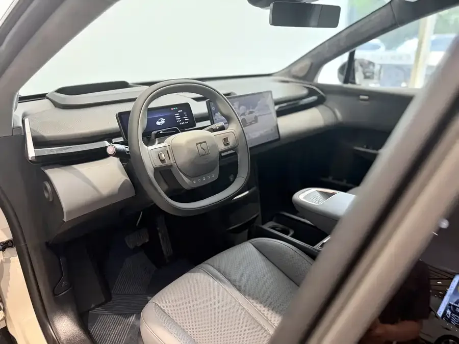 Zeekr X Zeekr X 2025 four-seat rear-wheel drive cube version 2025 — миниатюра 3