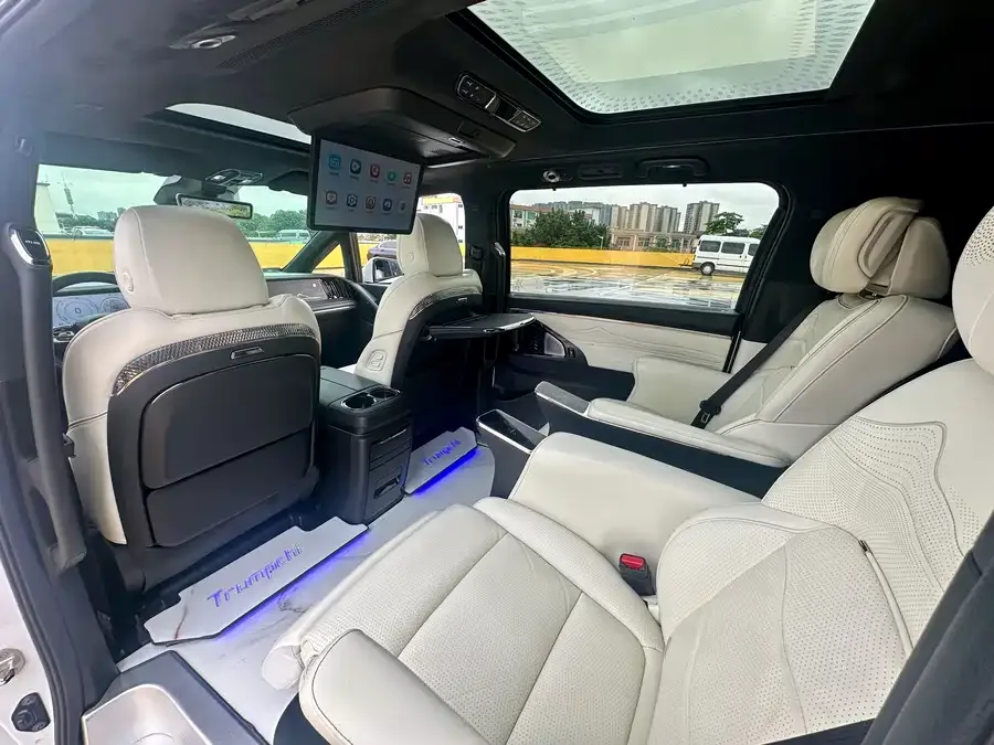 GAC Trumpchi M8 Trumpchi M8 2023 Grandmaster Series Dual Engine Royal Edition 2022 — миниатюра 3
