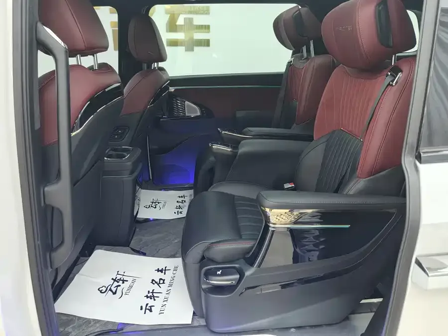 GAC Trumpchi M8 Trumpchi M8 2024 Grandmaster Series 400T Supreme Edition 2024 — миниатюра 3