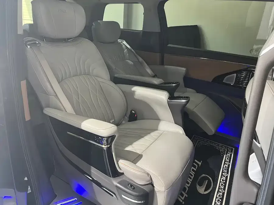 GAC Trumpchi M8 Trumpchi M8 2024 Master Series 400T Supreme Edition 2024 — миниатюра 2