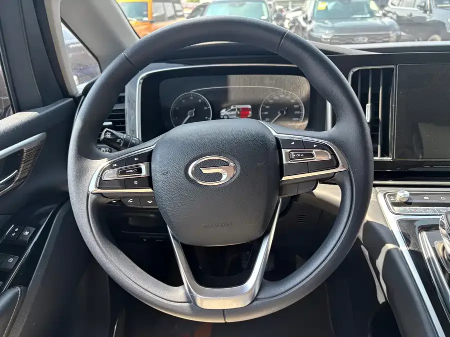 GAC Trumpchi M8 Trumpchi M8 2021 Facelift Lingxiu Series 390T Deluxe Edition 2022 — миниатюра 2