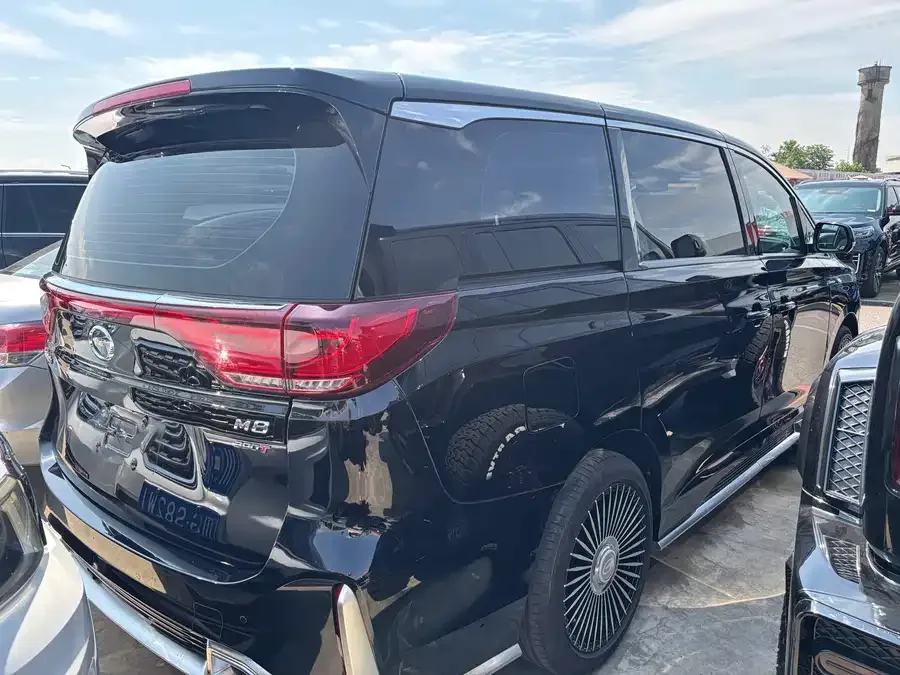 GAC Trumpchi M8 Trumpchi M8 2021 Facelift Lingxiu Series 390T Deluxe Edition 2022 — миниатюра 4