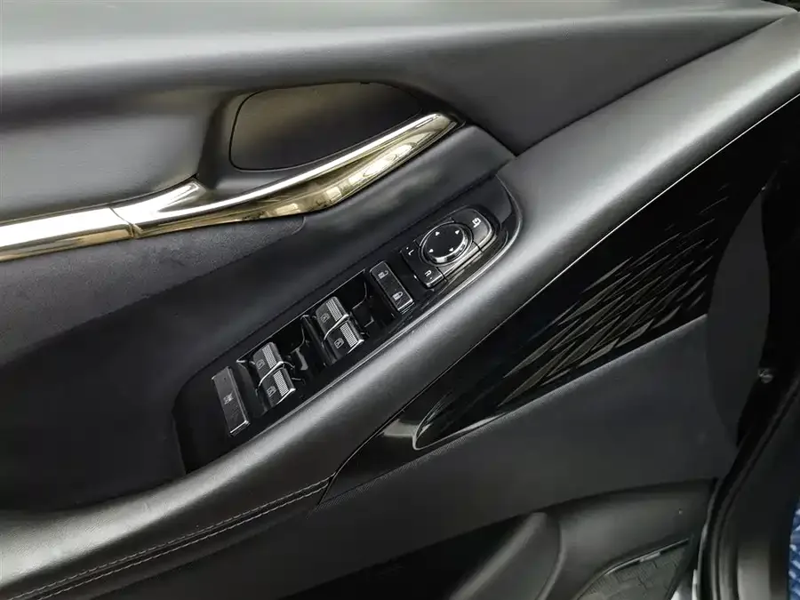 GAC Trumpchi M8 Trumpchi M8 2023 Grandmaster Series Dual Engine Flagship Edition 2023 — миниатюра 3
